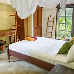 Room4, Number3 Guest House